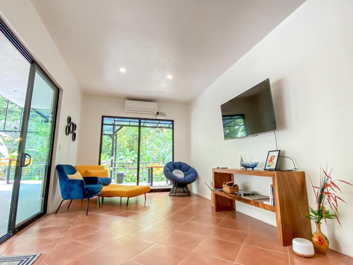 The Scarlet Villas Ojochal Bagian luar foto