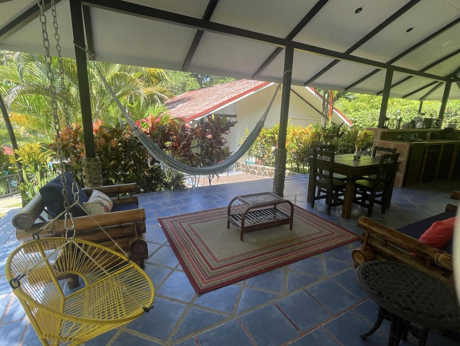 The Scarlet Villas Ojochal Bagian luar foto